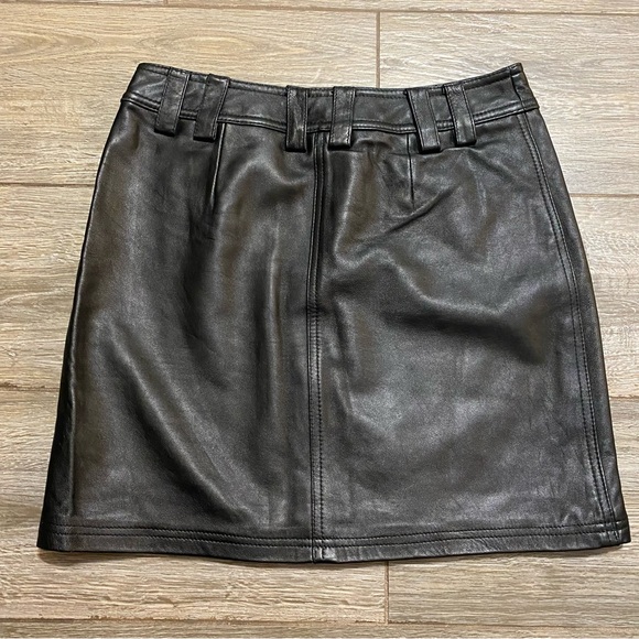 INC International Concepts Size 8 Black Leather Mini Skirt - Picture 4 of 6